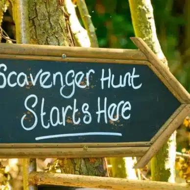 Scavenger Hunt Start Sign